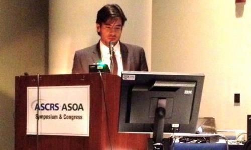 Dr. Flavio Shinzato apresenta trabalho Científico para o Congresso da Sociedade Americana de Catarata e Cirurgia Refrativa - Chicago 2012 - em Chicago Convetion Center. o evento é considerado um dos mais importantes do mundo